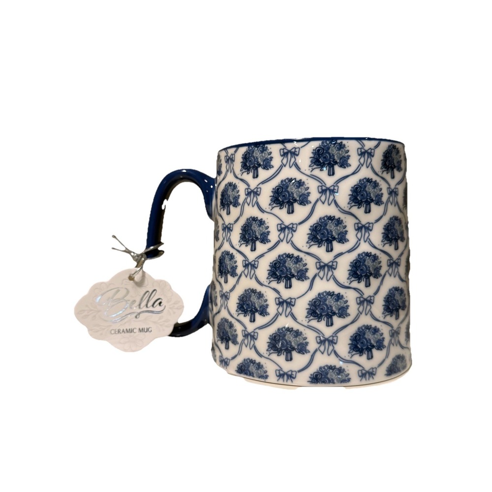 Cobalt Blue White Floral Bouquet With Bows by 10‎ Strawberry Street BELLA Mug